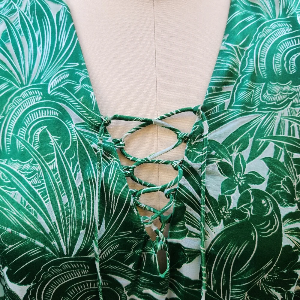 White House Black Market Green Patterned Dress - Picture 4 of 6